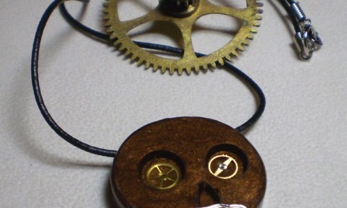 bronze skull with gears