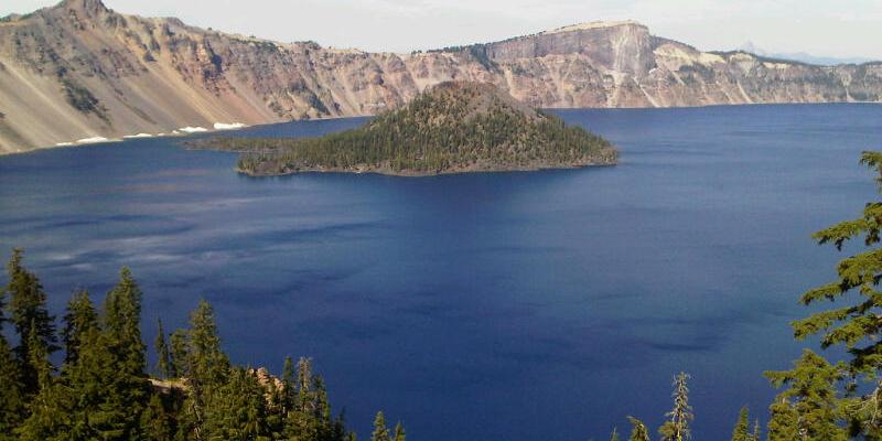 Photo from my cell phone of Wizard Island